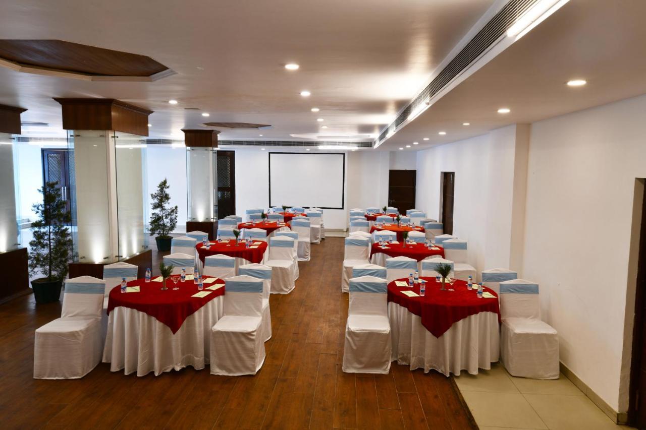Mastiff Grand Manali Resort Eksteriør billede