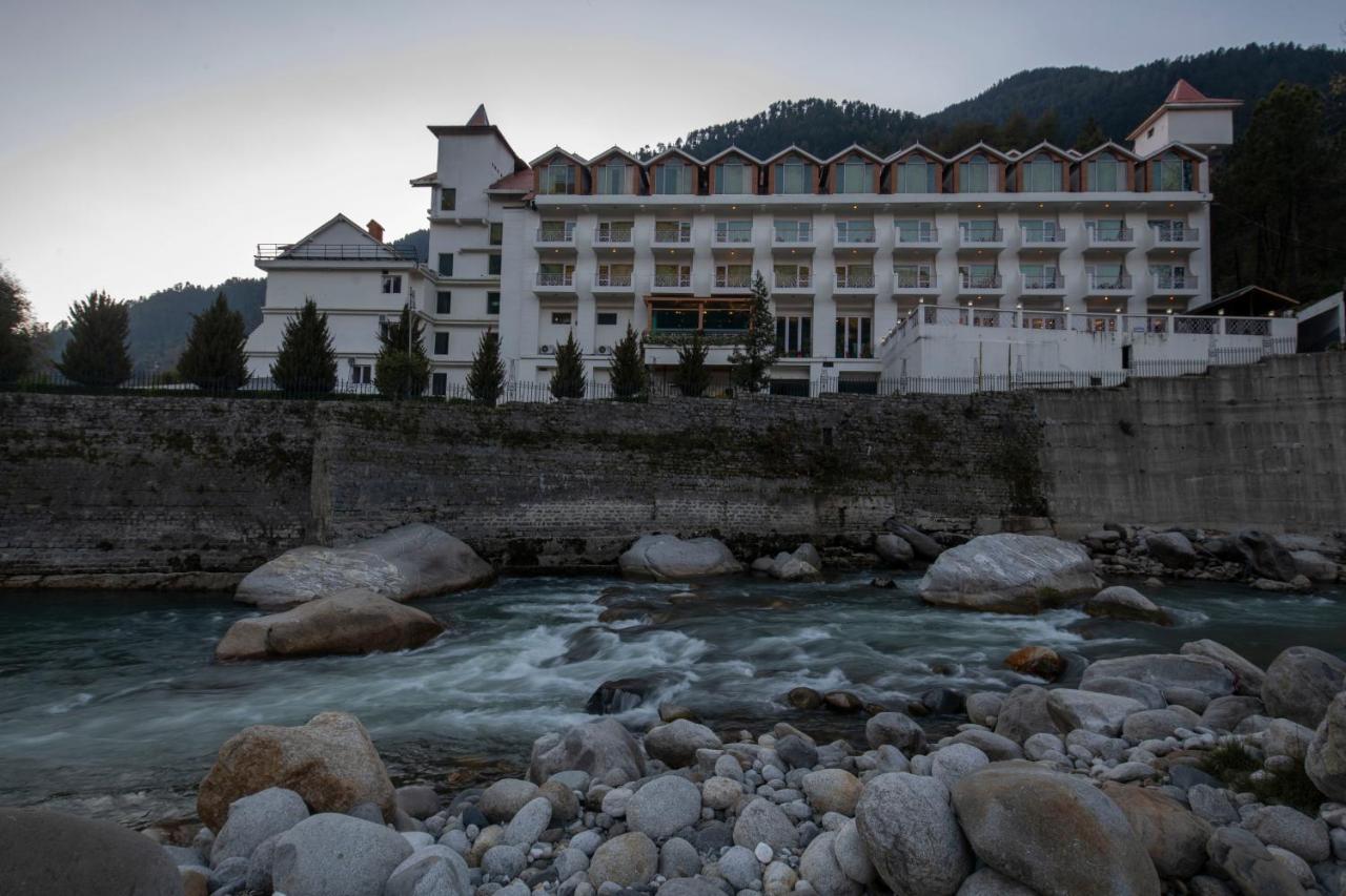 Mastiff Grand Manali Resort Eksteriør billede