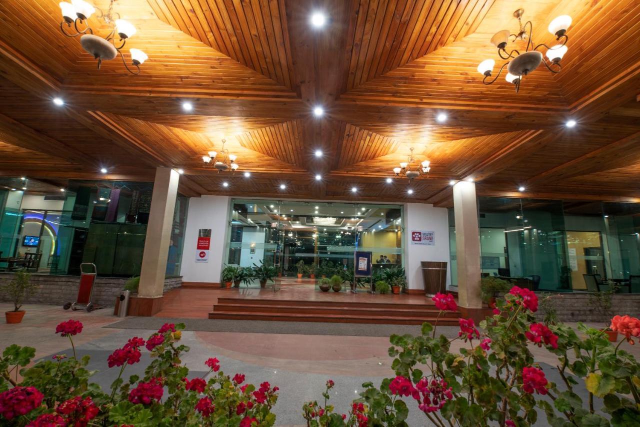 Mastiff Grand Manali Resort Eksteriør billede